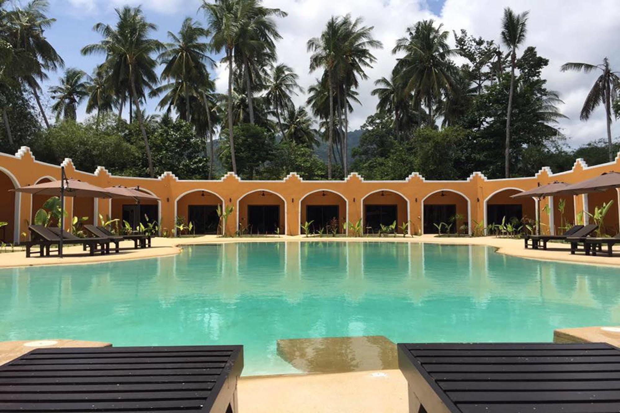 Hacia Leisure Lamai Beach (Koh Samui)